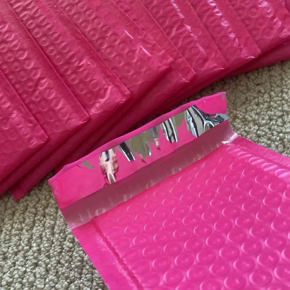 10 Pack Bubble Mailers Hot Pink 7.25” by 4.75” Self Seal Poly Bag Tear Proof NEW